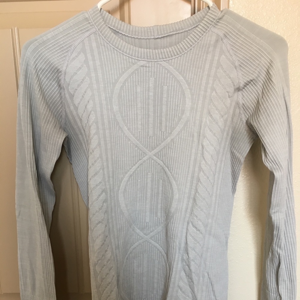 Lululemon grey long sleeve